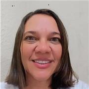 Sou formada em letras e tenho experiência nas áreas correspondentes. Gostaria de trabalhar com crianças até da pré escola até o fundamental 1